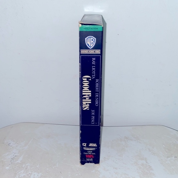 GoodFellas VHS 📼 Robert De Niro, Joe Pesci & Ray Liotta 🎥 Martin Scorsese film - Picture 2 of 4